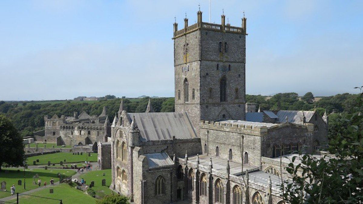 Top 7 Smallest City in the World With Big Stories 6 St. Davids-smallest city
