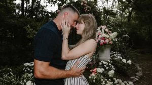 Travis Kelce and Taylor Swift: A Love That Broke the Internet 8 Travis Kelce and Taylor Swift