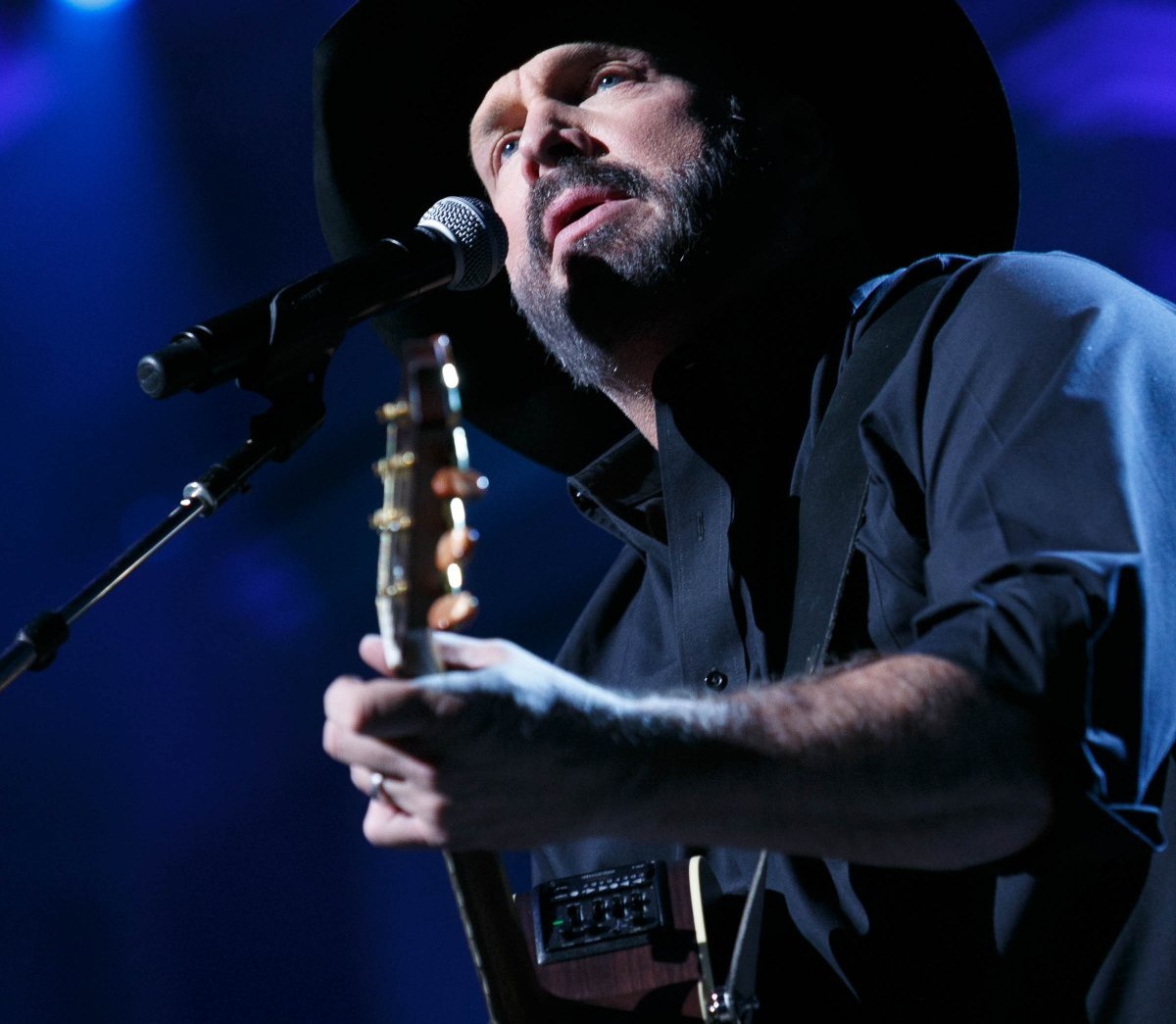 Garth-Brooks-net-worth