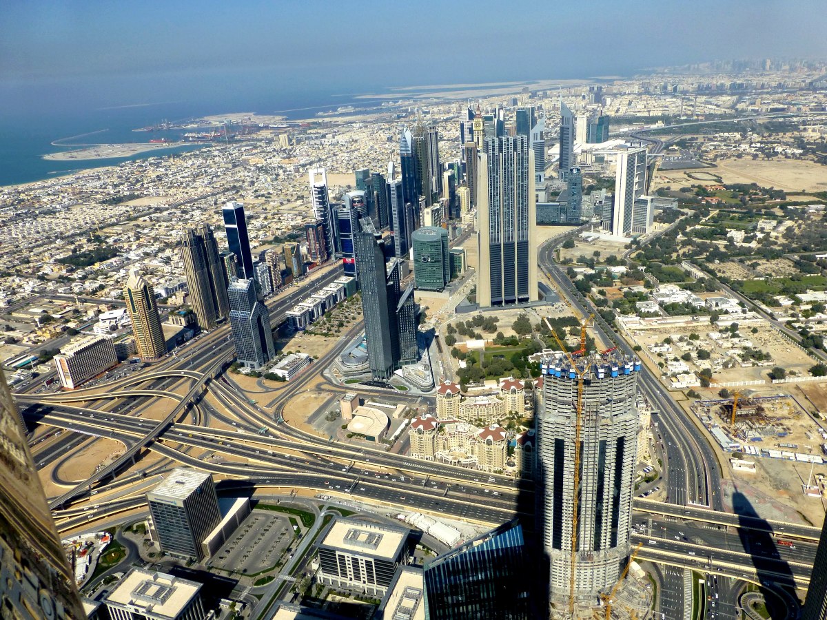 Burj Khalifa Facts | Height, History, Construction And Records (2026 Guide) 3 Burj Khalifa Construction & Architecture Facts